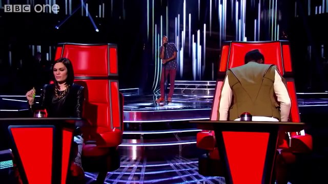 парень нереально круто спел! смотреть всем! волшебный голос! Matt Henry - Trouble