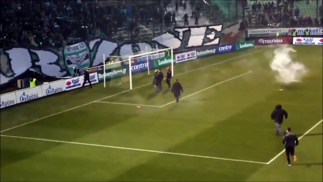 Mayhem as Ultras storm the pitch pre Panathinaikos vs Olympiakos