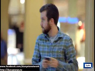 Dunya News - Disney Characters Shadow Unsuspecting Mall Shoppers
