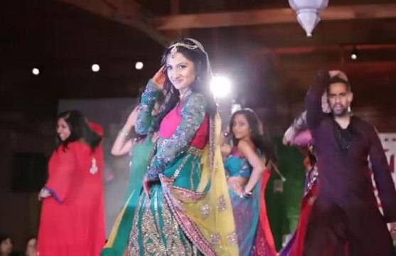 Best Mehndi Dance Dam Dam Mast Hy @ Chori Chori Dulhan Dance