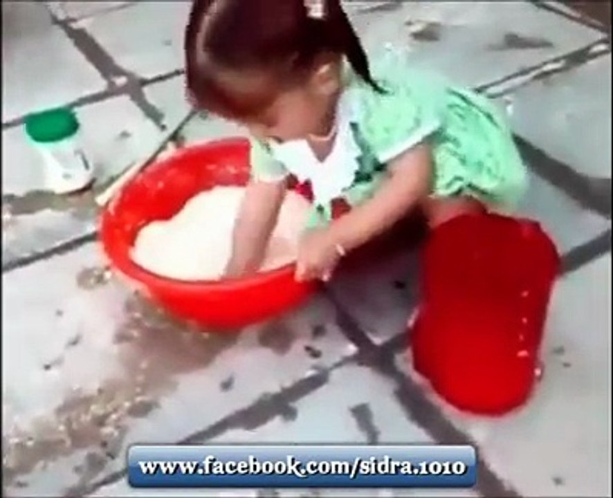 کس کس نے روٹي کھاني ہے