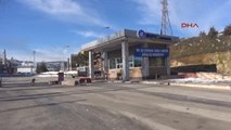 Kastamonu Grevdeki Ağaç Fabrikası İşçileri Yol Kapattı