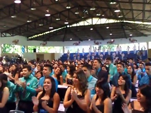 Tradicional como alumnos , Graduación General Promoción 2014.