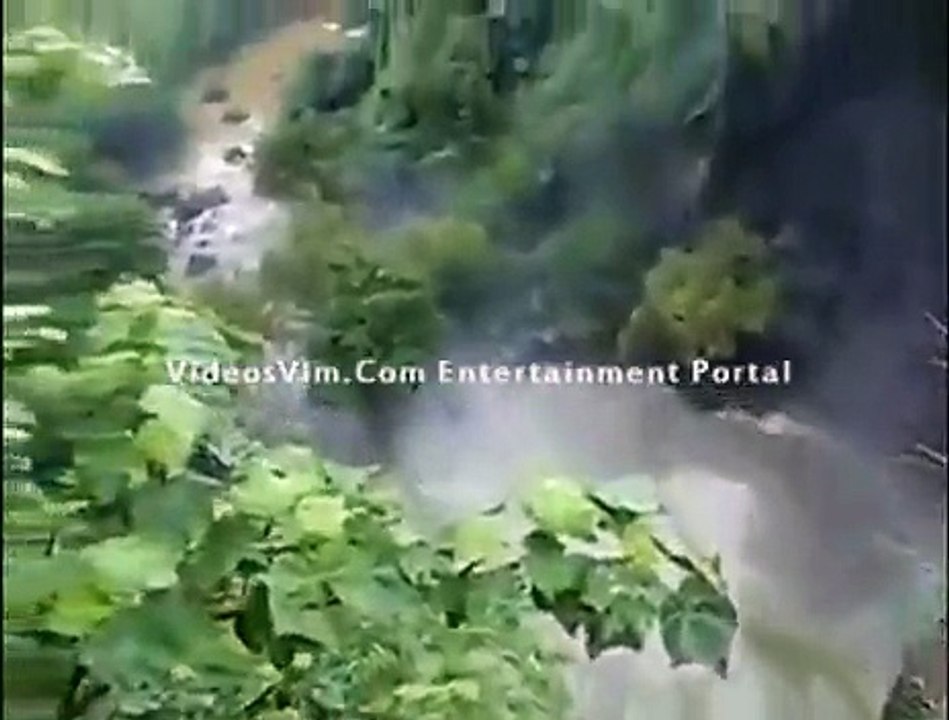 Family drowned in a water fall, LIVE unedited Video_(new)
