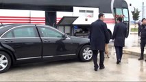 Hatay- Başbakan Davutoğlu Hatay Havaalanı'nda Detay Görüntüler