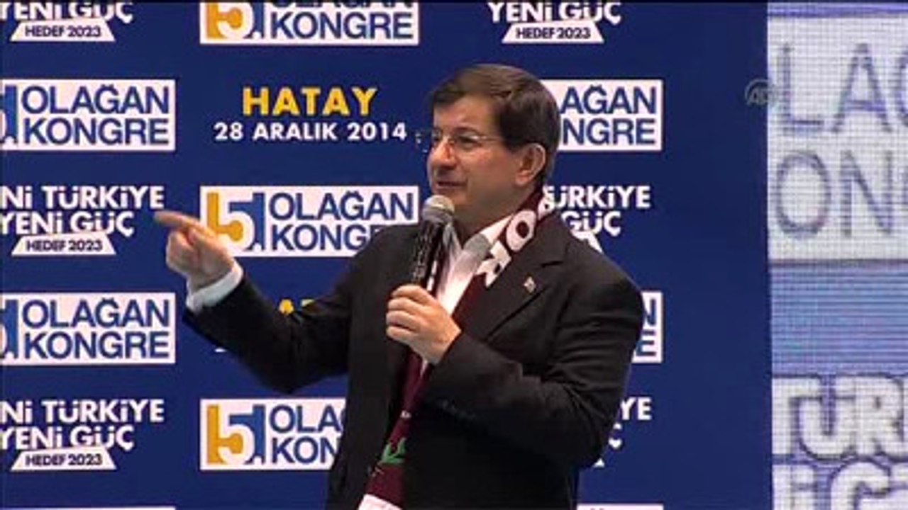 Davutoğlu: "Aramıza Fitne Sokmak İsteyenlere Fırsat Vermeyeceğiz"