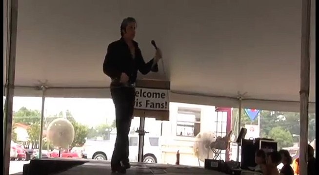 Lou Jordan sings Never Been To Spain at Elvis Week 2007 video