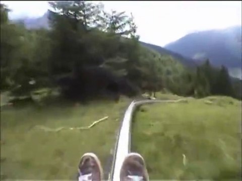 Une attraction à sensations fortes en montagne