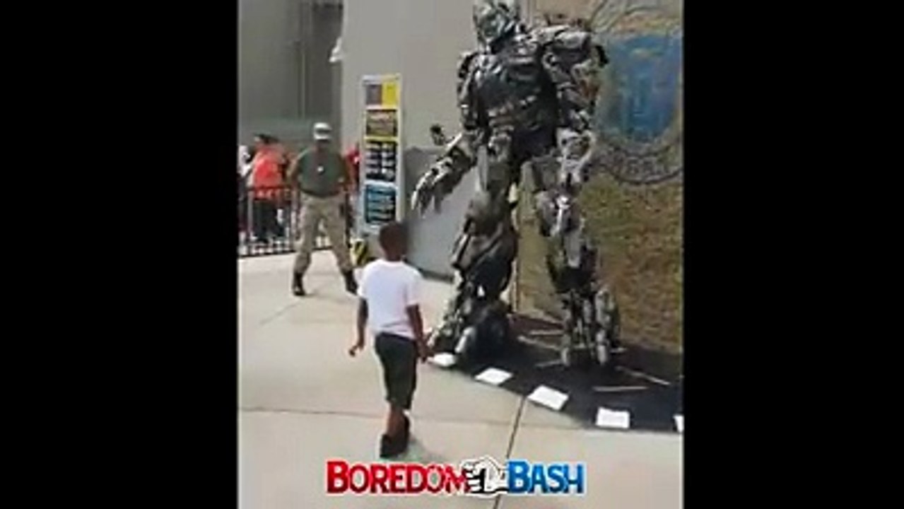 World's best transformer robot