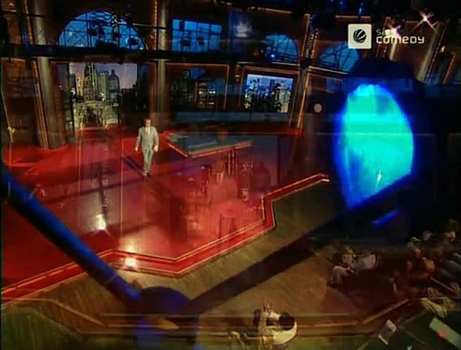 Die Harald Schmidt Show - 0996 - 2001-11-09 - Christoph Waltz, Nathalie in Paris