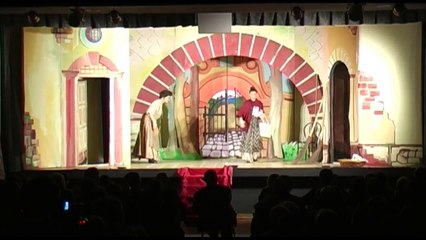 Carinaro (CE) - La CTSM in scena con "Tre Cazune furtunate" (26.12.14)