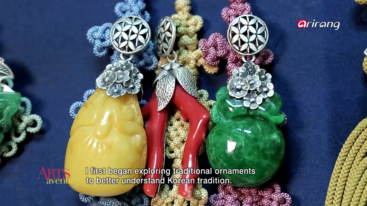 Arts Avenue S4Ep13C3 Practical and beautiful traditional ornaments
