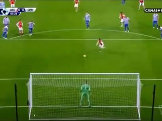 Eduardo Vargas tells Rob Green which way to dive for Alexis Sanchez's Penalty.