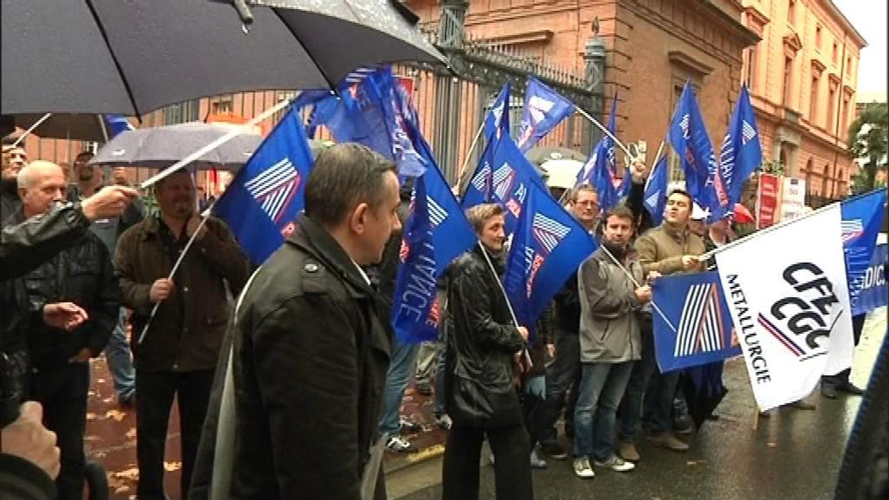 Cazeneuve à Toulouse: les policiers réclament des renforts