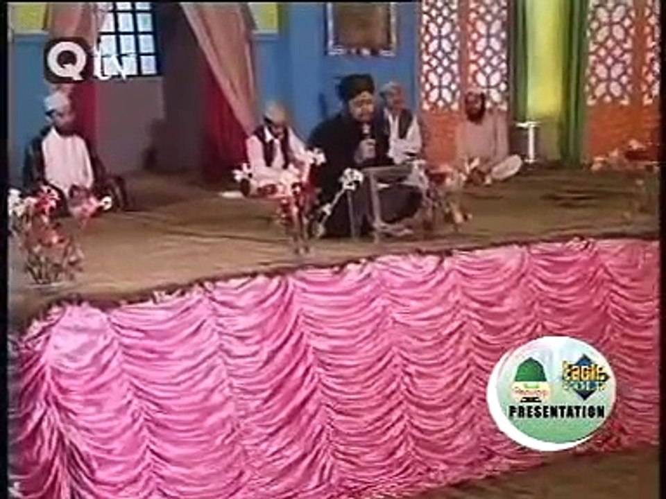 Bula lo Phir Muje ay Shah e Behro Bar Madeny Mai by Owais Raza Qadri