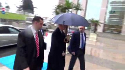 İlker Başbuğ'u Görüntülemek İsteyen Basın Mensuplarına Müdahale