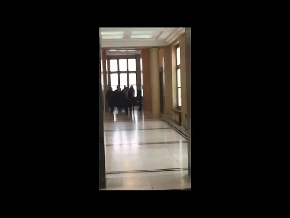 Άφιξη Χρυσαυγιτών στην Βουλή