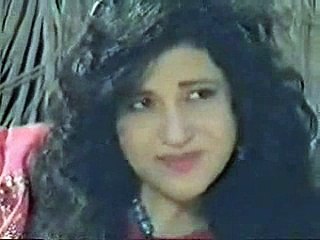 أدعو الاله وقت الصلاة