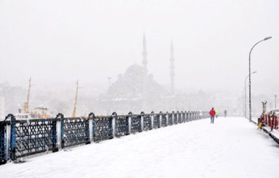 İstanbul Büyükşehir Belediyesi'den İstanbul İçin Kar Alarmı