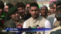 Amir Khan honours Pakistan school massacre victims