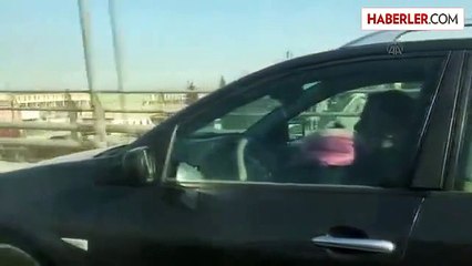 Direksiyon Başında Çocuk Uyuttu