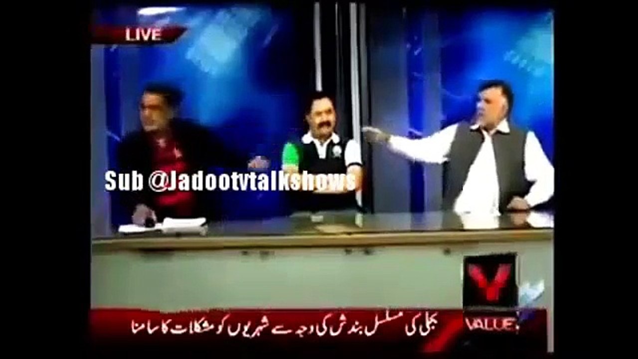 Pakistani Politicians Fight On Live TV-2
