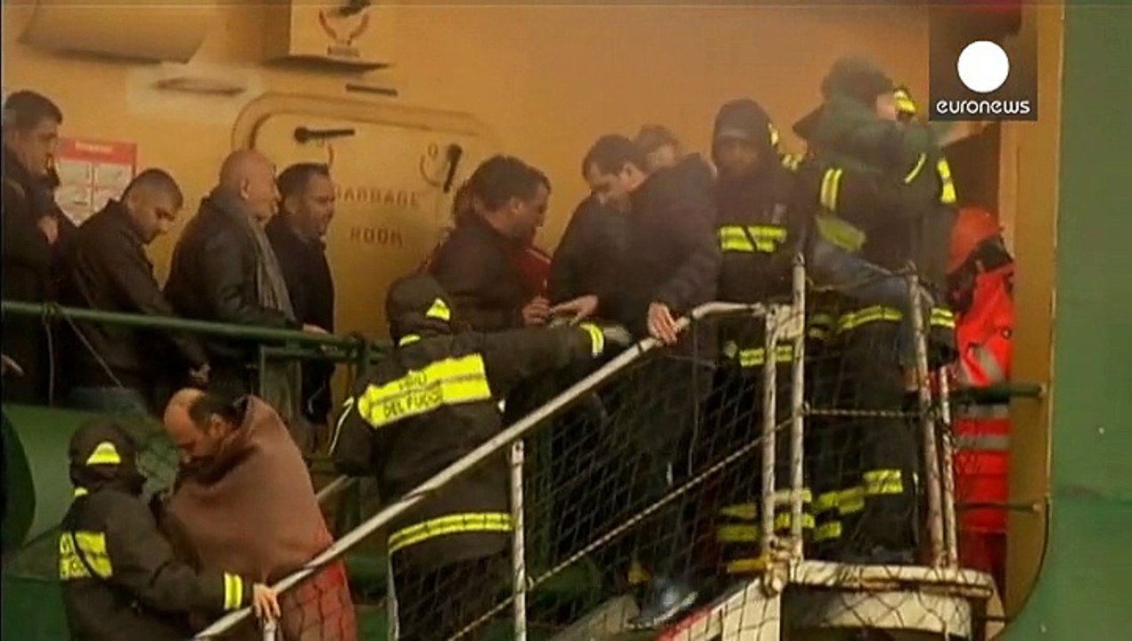 Havarierte adria-fähre: mindestens 5 menschen tot, mehr als 400 passagiere gerettet