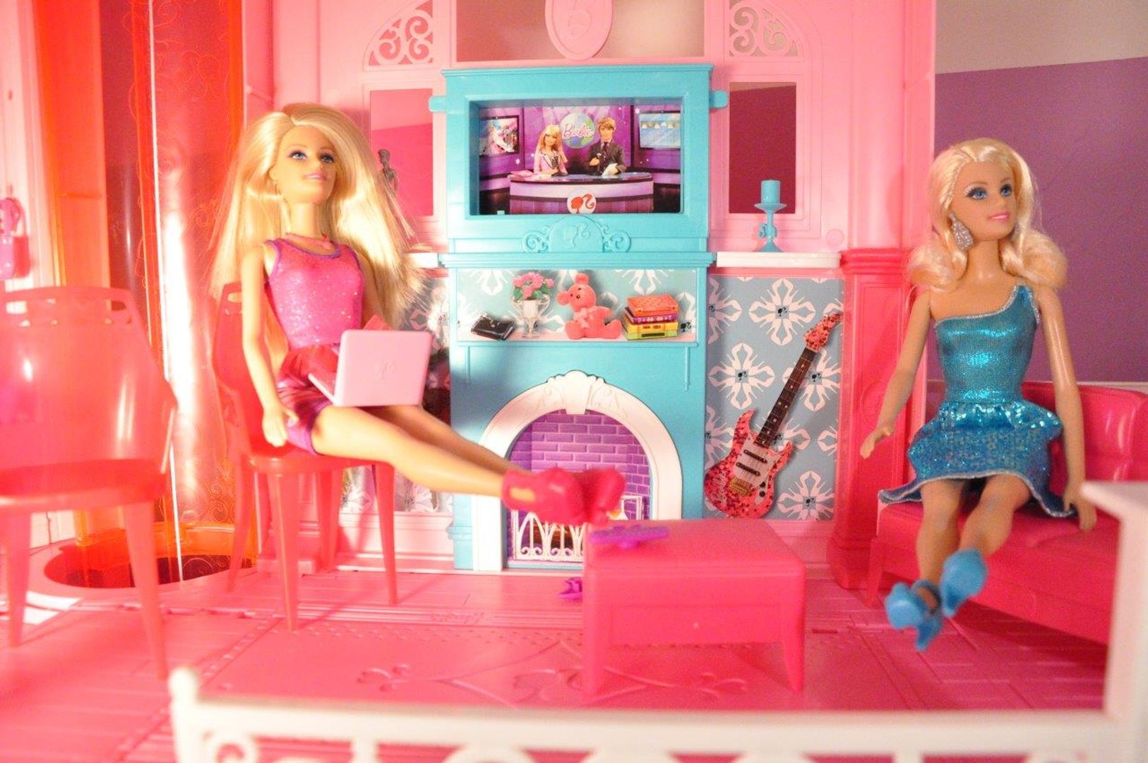 Barbie Rüya Evi (6.Bölüm) - OTURMA ODASI- EvcilikTV - Barbie Videoları -  Dailymotion Video