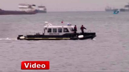 Denize Düşen Kadın Vatandaşların Gözü Önünde Hayatını Kaybetti