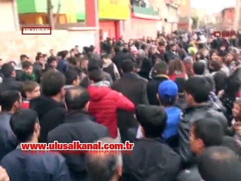 AKP’nin açılım politikası Doğu ve Güneydoğu bölgelerinde yaşayan Kürt yurttaşlar tarafından nasıl karşılanıyor?