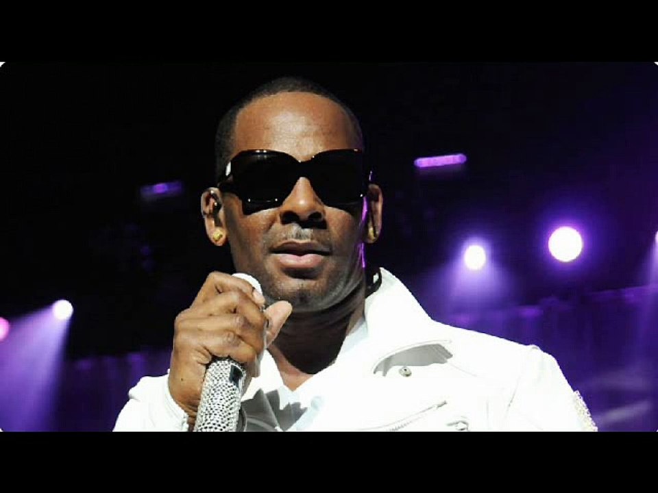 R. Kelly - The World's Greatest Karaoke