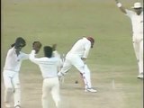 Brian Lara is Bowled, Embarrassed by Asif Mujtaba, Shane Warne like Delivery