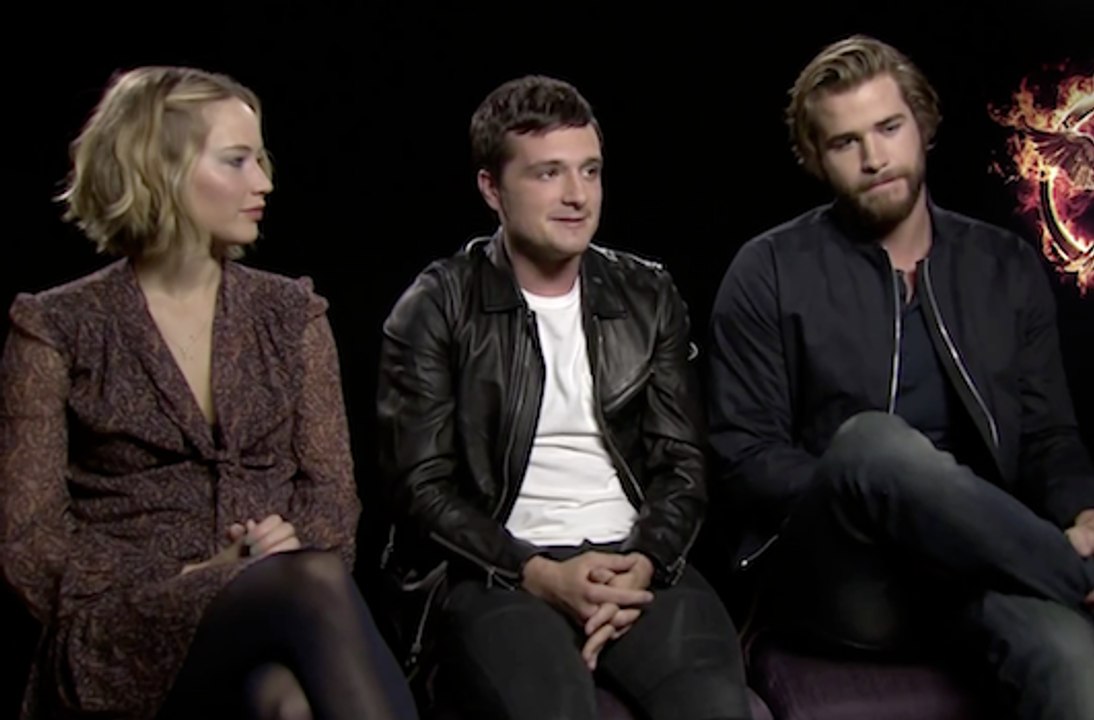 Hunger Games : La Révolte (Partie 1) - Interview Jennifer Lawrence, Josh Hutcherson &  Liam Hemsworth VO