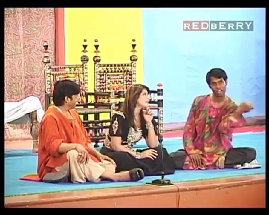 Siyaane Pagal New Pakistani Punjabi Full Stage Drama 2013