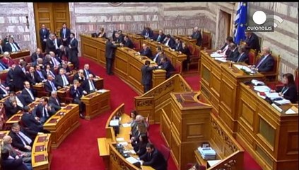 Grecia: Tsipras festeggia in vista delle elezioni anticipate