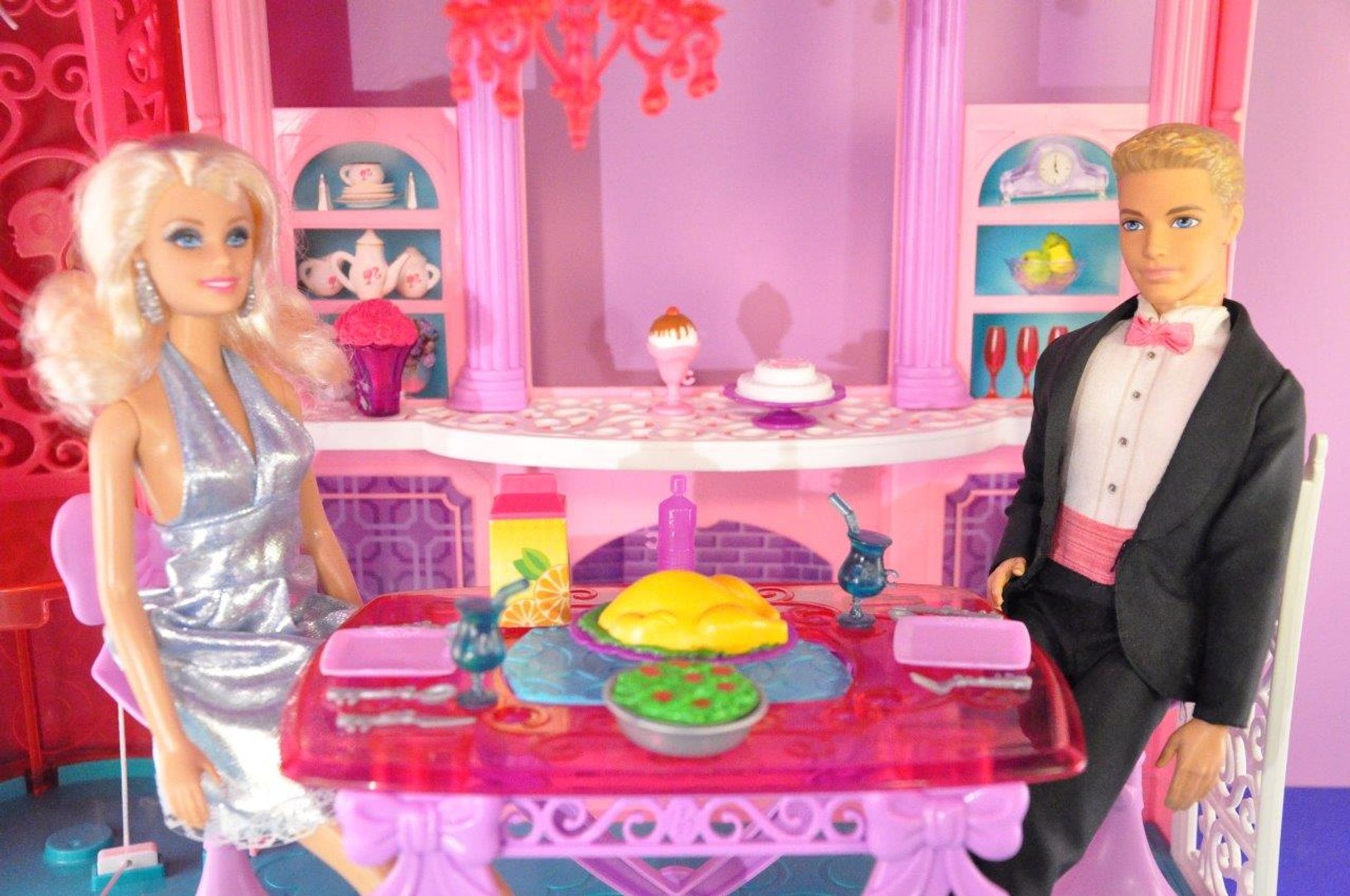 Babrie Rüya Evi konuğu Ken - Barbie Videoları - Evcilik TV - Dailymotion  Video