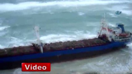 Çanakkale'de Gemi Karaya Oturdu