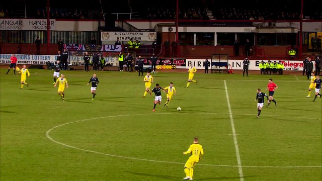 Premier but en pro magnifique de Stephen Mallen