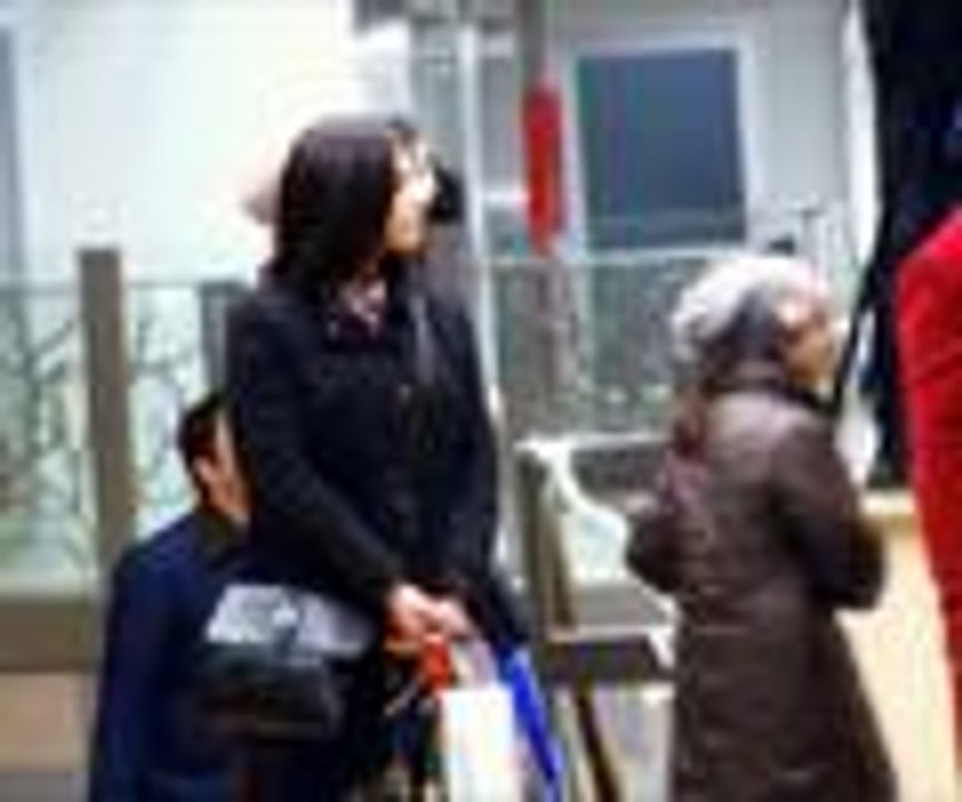 İstasyondaki yolculara "bando" sürprizi