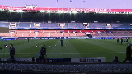 Barcelona não pode contratar jogadores em 2015