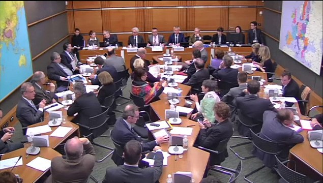 17.12.2014: Commission du Développement Durable - Remise du rapport sur la place des autoroutes dans les infrastructures de transport.1