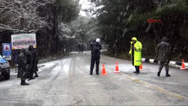 Manisa Spil Dağı Beyaza Büründü