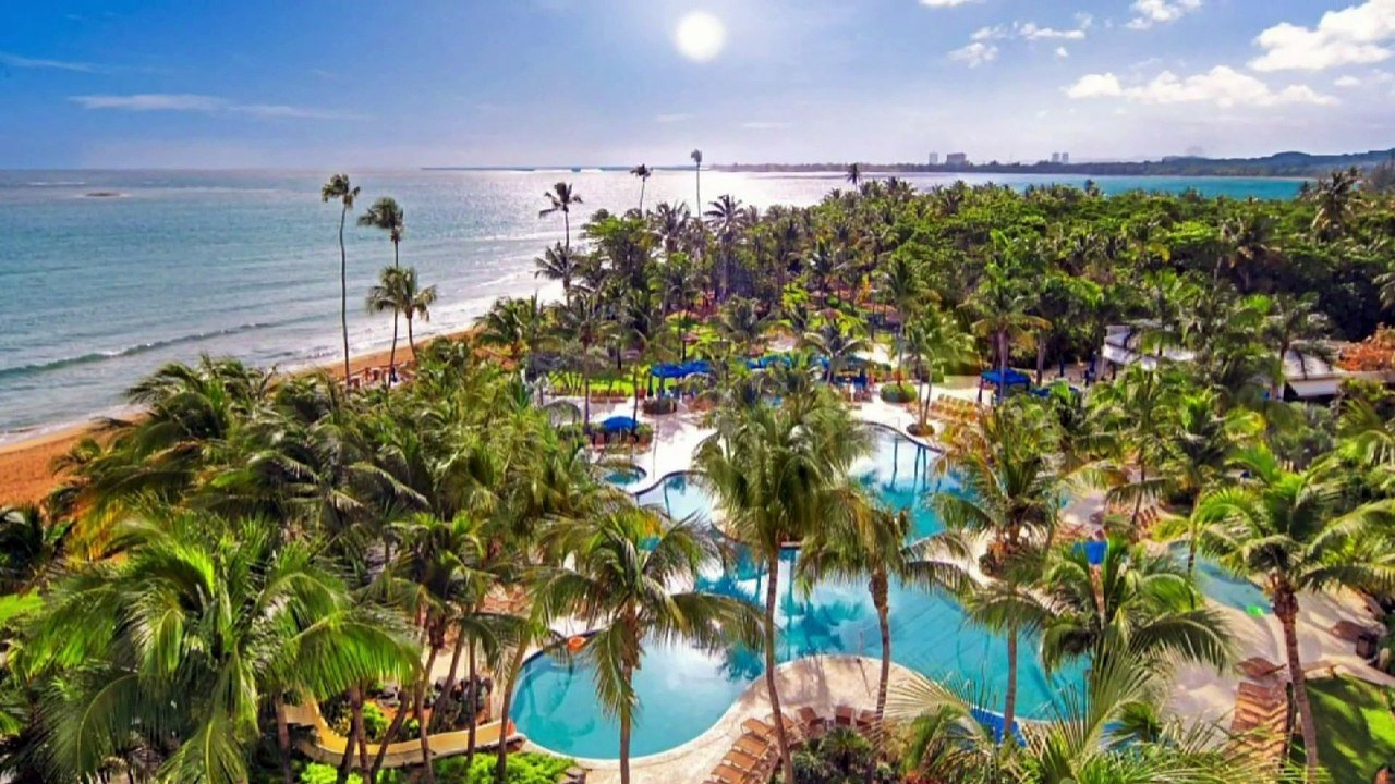 Holiday Travel Gift Guide