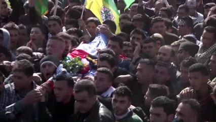 Batı Şeria'da Öldürülen Filistinlinin Cenaze Töreni Düzenlendi