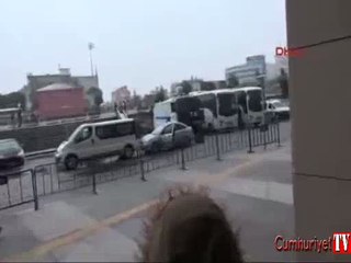 Gazeteci Sedef Kabaş adliyeye getirildi