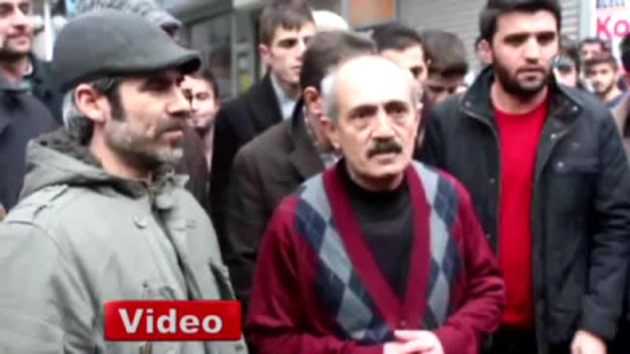 Van'da Kepenk Kapatma Eylemi