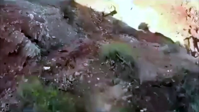 Il dévale une montagne en vtt et puis ...