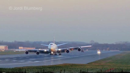 Virgin 747-400 Gear Failure & Emergency Landing
