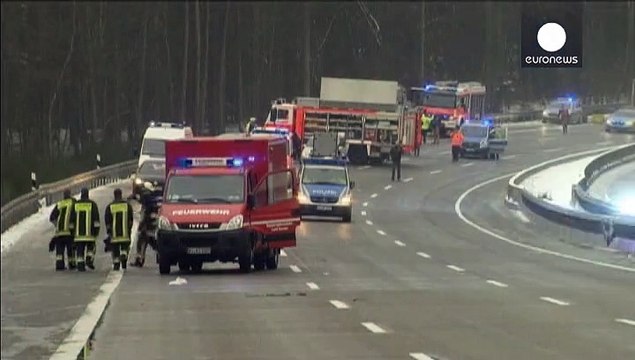Quatro mortos em acidente de autocarro na Alemanha