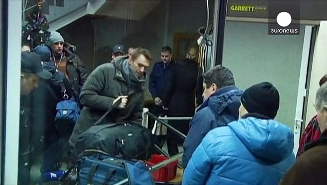 Россия: оппозиционер Алексей Навальный в отличи...